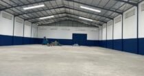 UN ENTREPOT BATI SUR 1000M² A LOUER